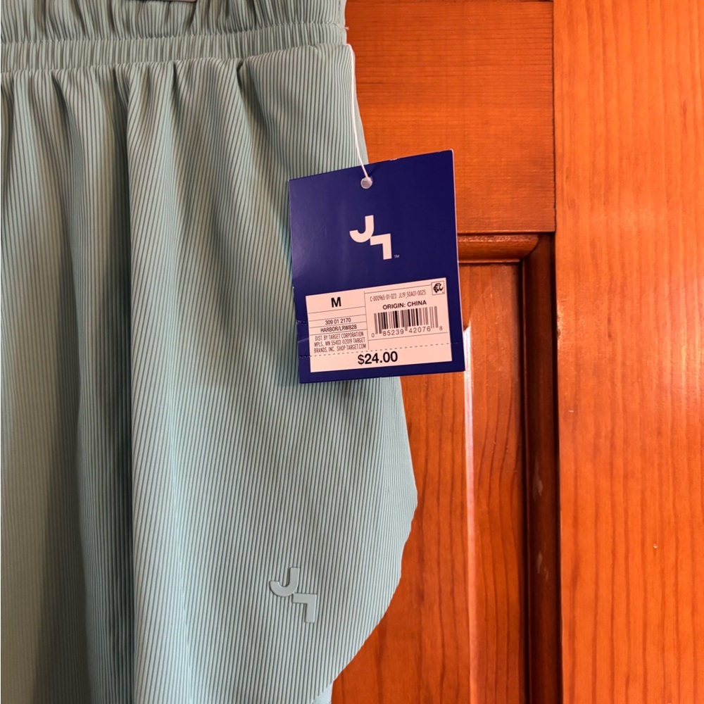 Women’s Mid Rise shorts with built in briefs Size medium Brand New - Picture 6 of 7